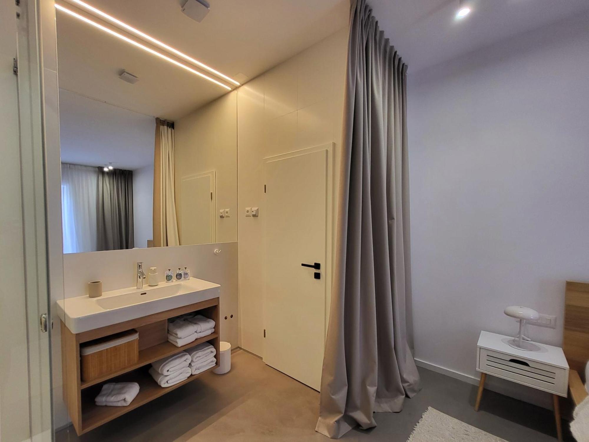 Firefly Luxury Apartment With Private Whirlpool 扎达尔 外观 照片